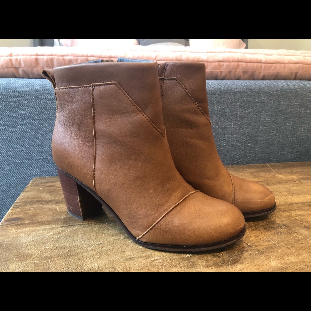 Toms booties